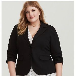 Torrid Size 2 Black Blazer ✨NWOT